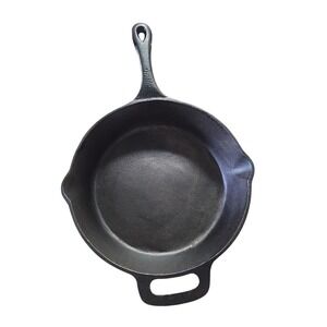 Emeril Lagasse Cast Iron Skillet Pre-Seasoned Frying Pan Helper Handle 10 Inch‎